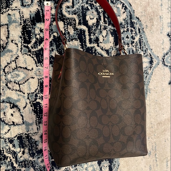 COACH 91512 TOWN BUCKET BAG IN SIGNATURE CANVAS BROWN 1941 RED - Picture 14 of 16